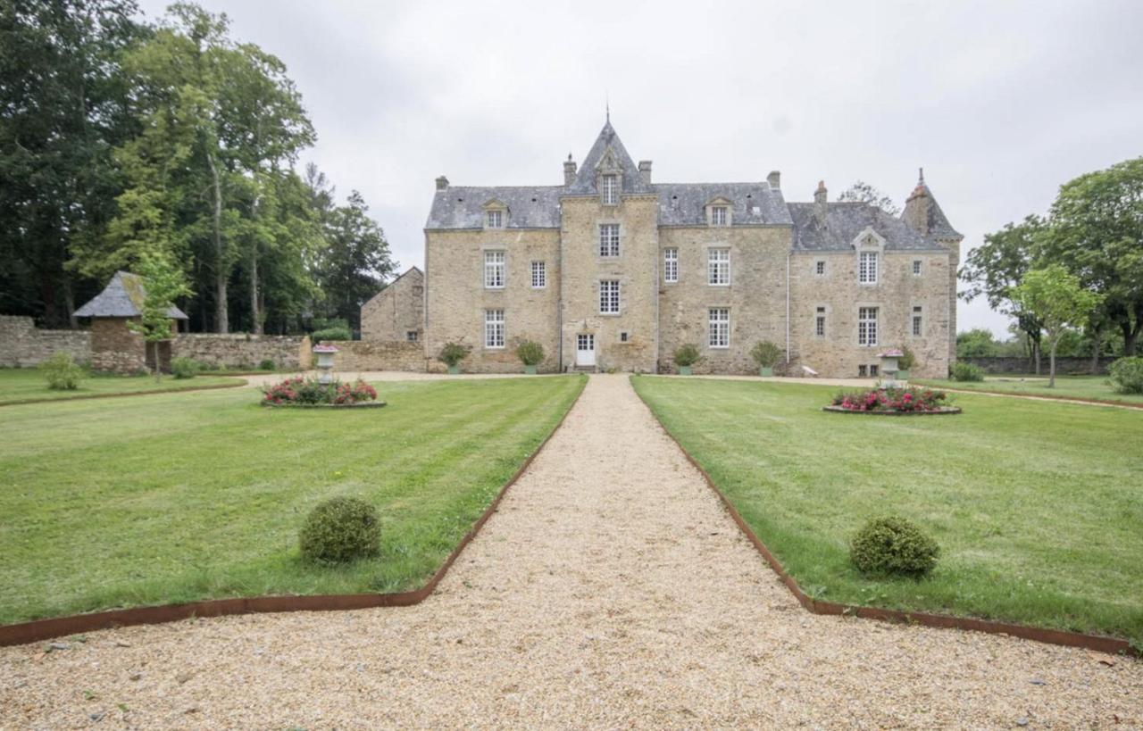 Chateau De Cadouzan Saint-Dolay 외부 사진