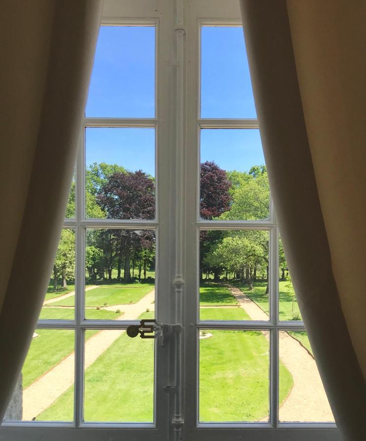 Chateau De Cadouzan Saint-Dolay 외부 사진