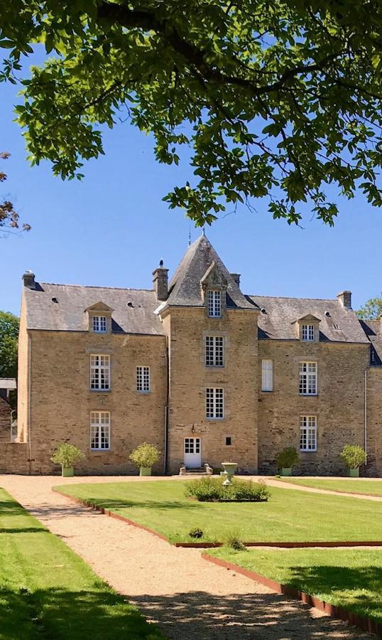 Chateau De Cadouzan Saint-Dolay 외부 사진