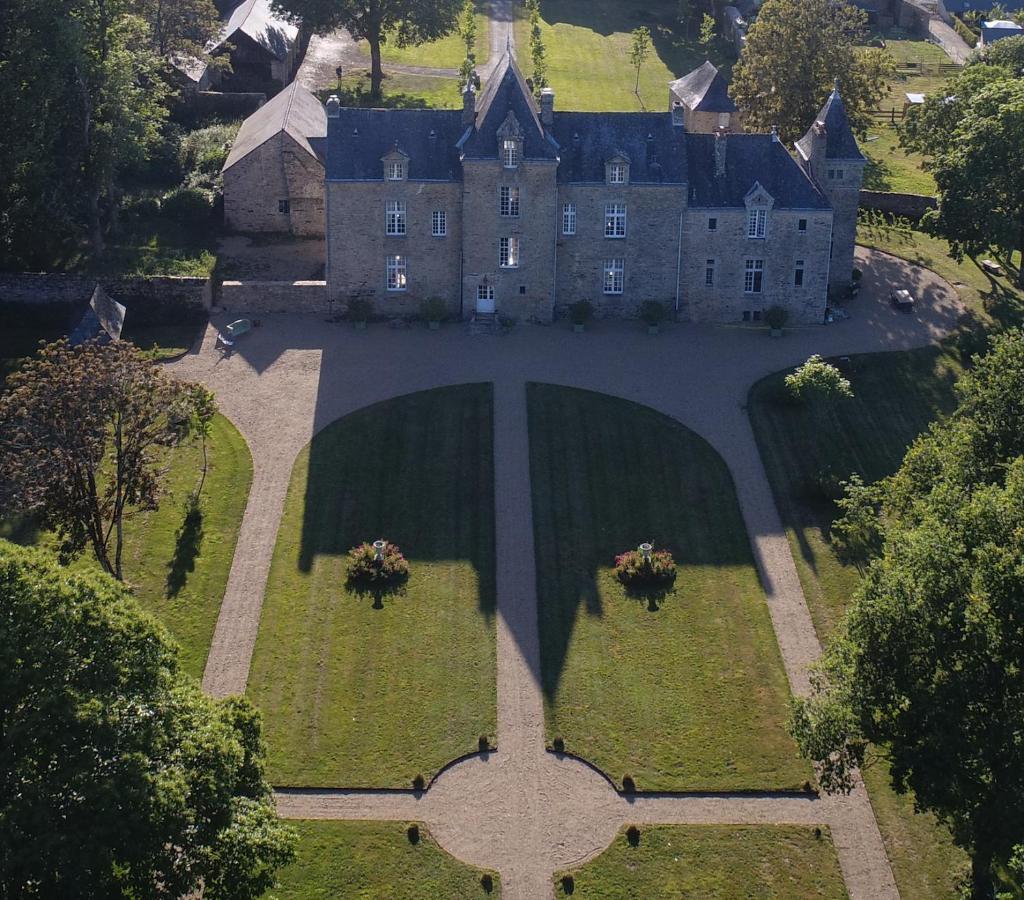 Chateau De Cadouzan Saint-Dolay 외부 사진