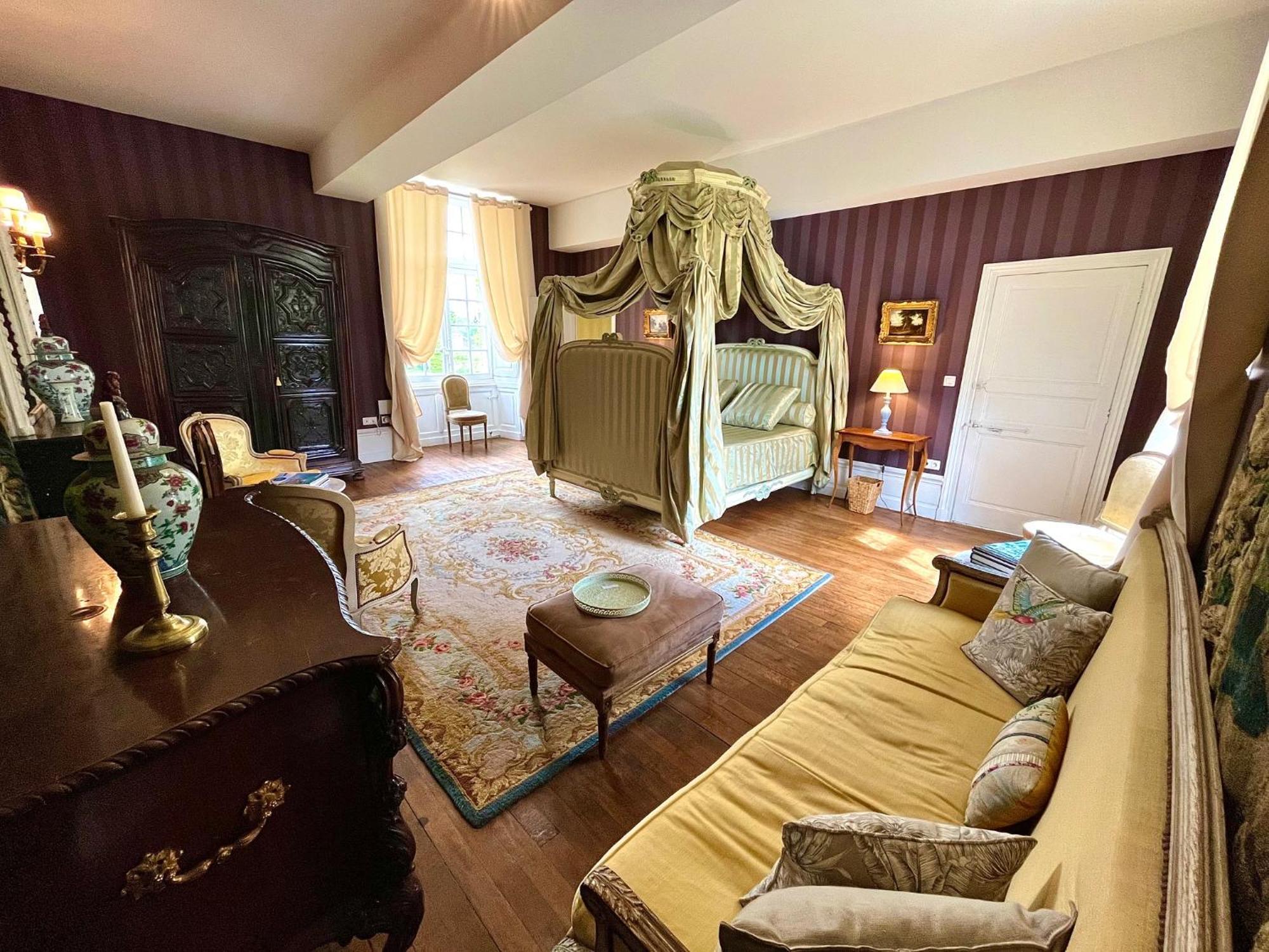 Chateau De Cadouzan Saint-Dolay 외부 사진